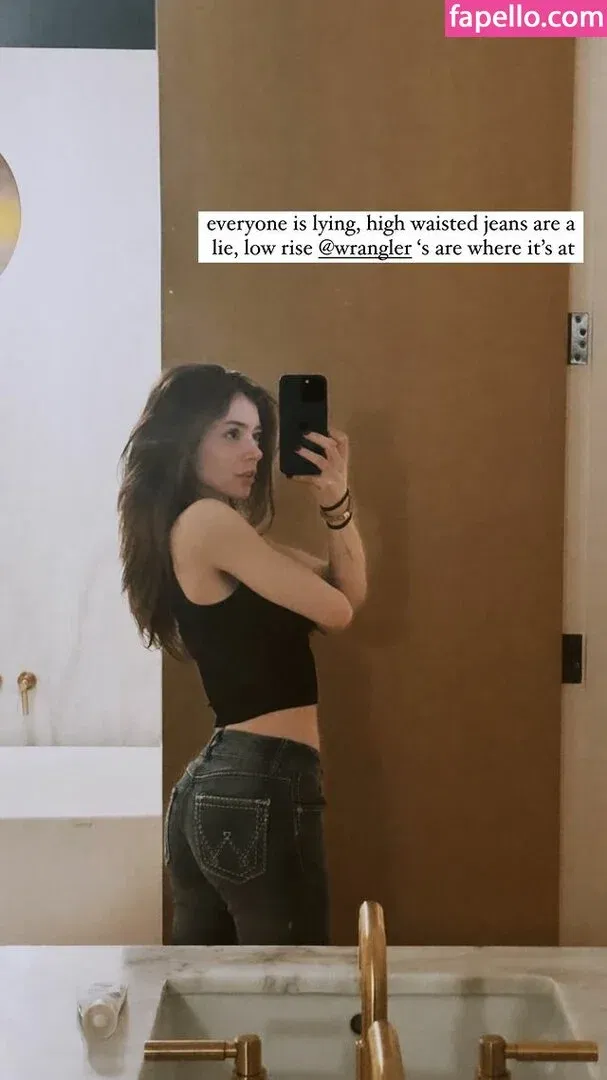 Chrissy Costanza Onlyfans Photo Gallery 