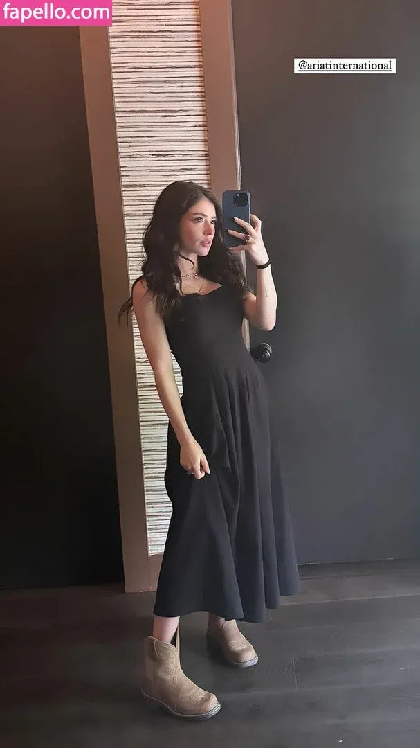 Chrissy Costanza Onlyfans Photo Gallery 