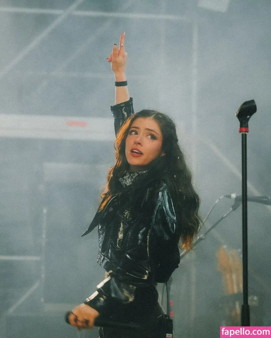 Chrissy Costanza Onlyfans Photo Gallery 