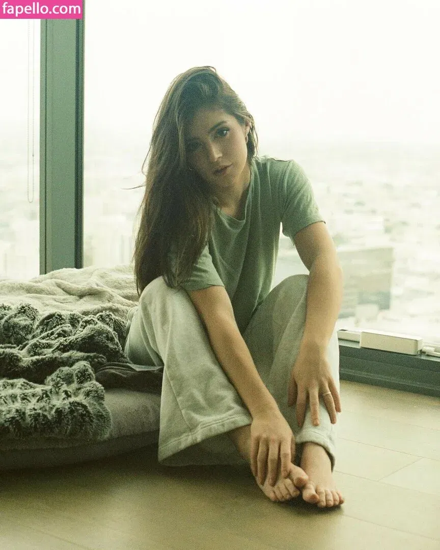 Chrissy Costanza Onlyfans Photo Gallery 