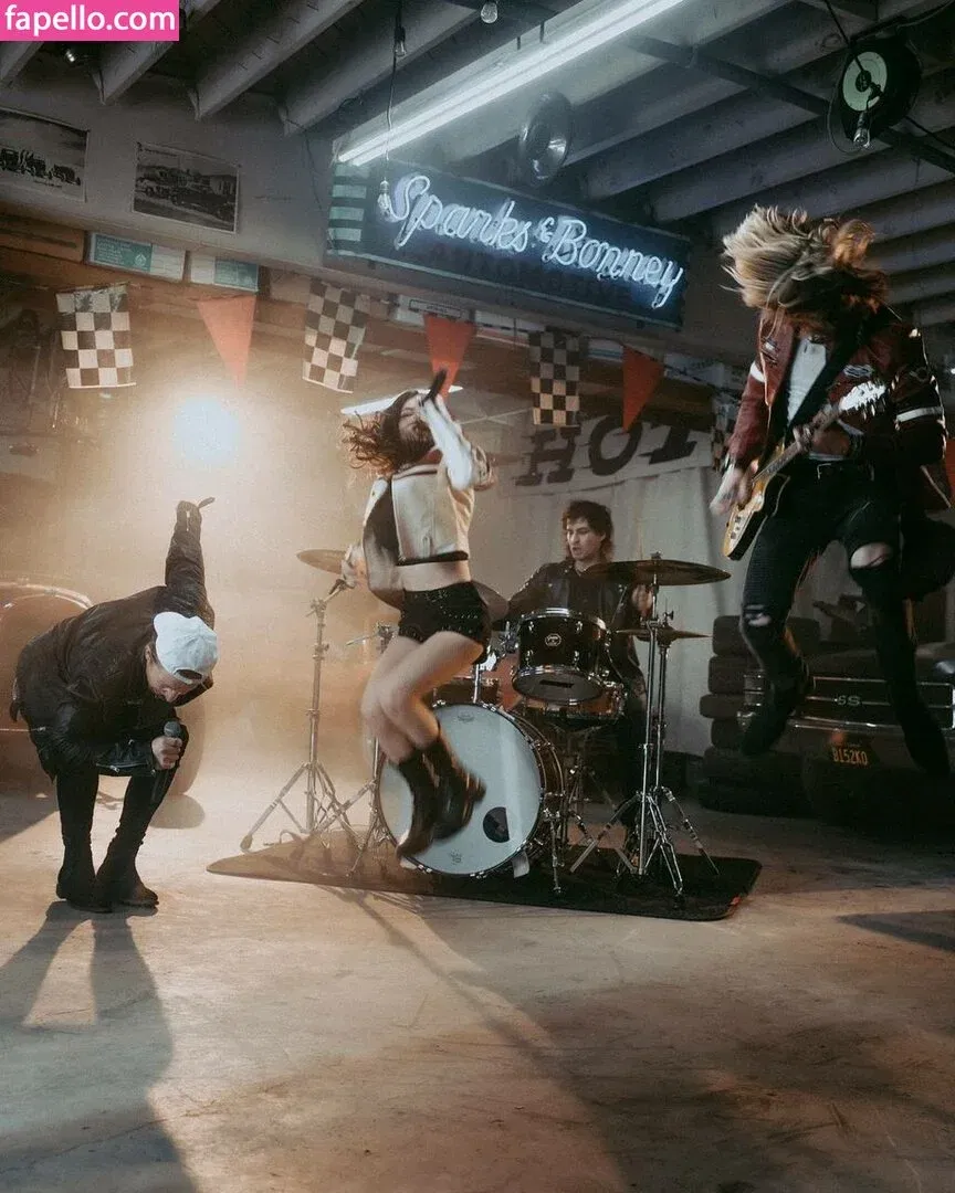 Chrissy Costanza Onlyfans Photo Gallery 