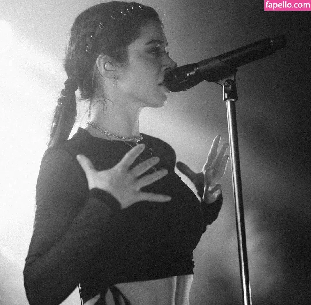 Chrissy Costanza Onlyfans Photo Gallery 