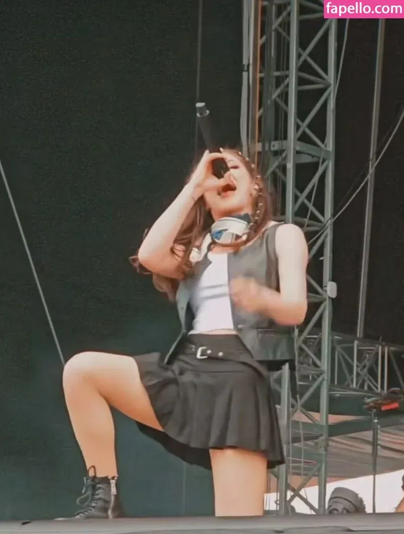 Chrissy Costanza Onlyfans Photo Gallery 