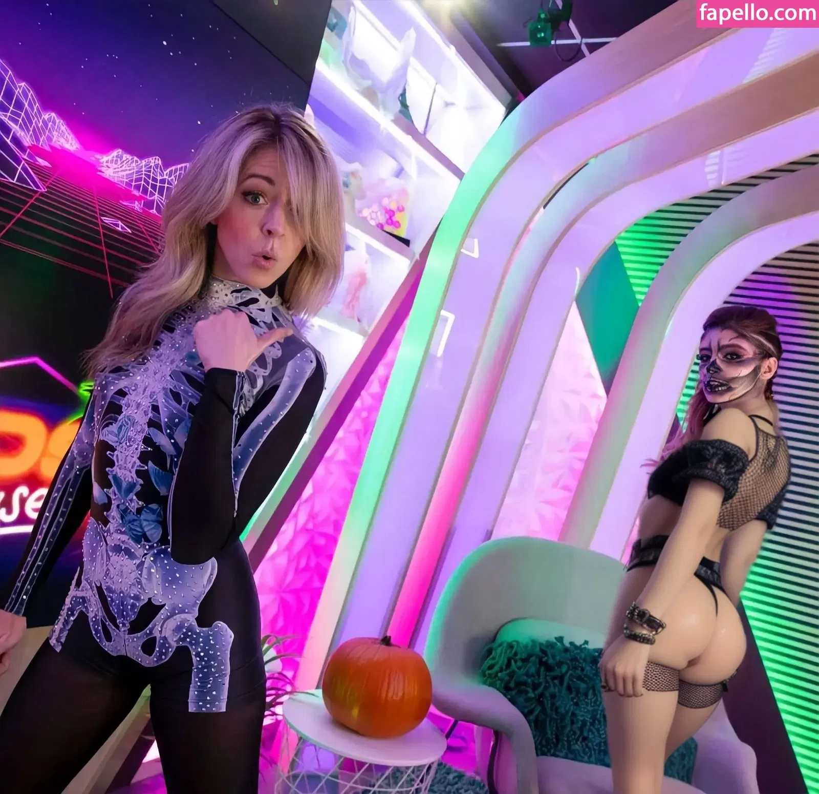 Chrissy Costanza Onlyfans Photo Gallery 