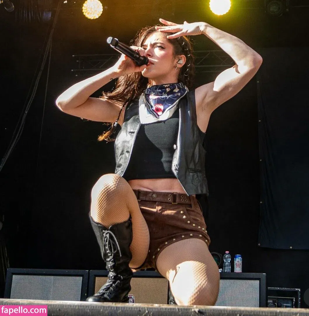 Chrissy Costanza Onlyfans Photo Gallery 