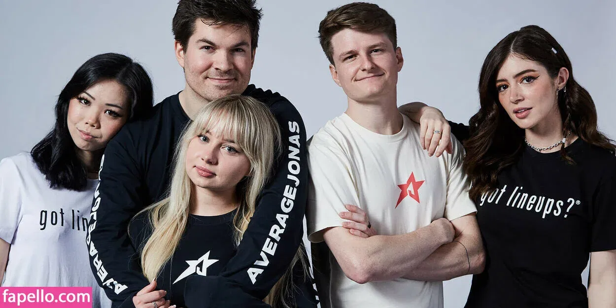 Chrissy Costanza Onlyfans Photo Gallery 