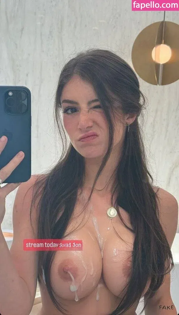 Chrissy Costanza Onlyfans Photo Gallery 