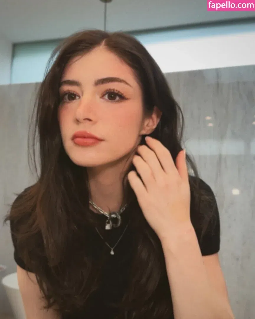 Chrissy Costanza Onlyfans Photo Gallery 