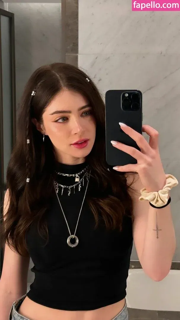 Chrissy Costanza Onlyfans Photo Gallery 