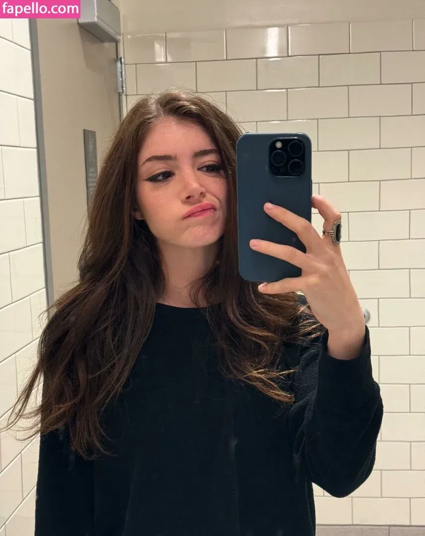 Chrissy Costanza Onlyfans Photo Gallery 