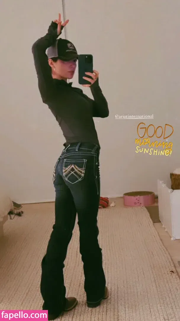 Chrissy Costanza Onlyfans Photo Gallery 