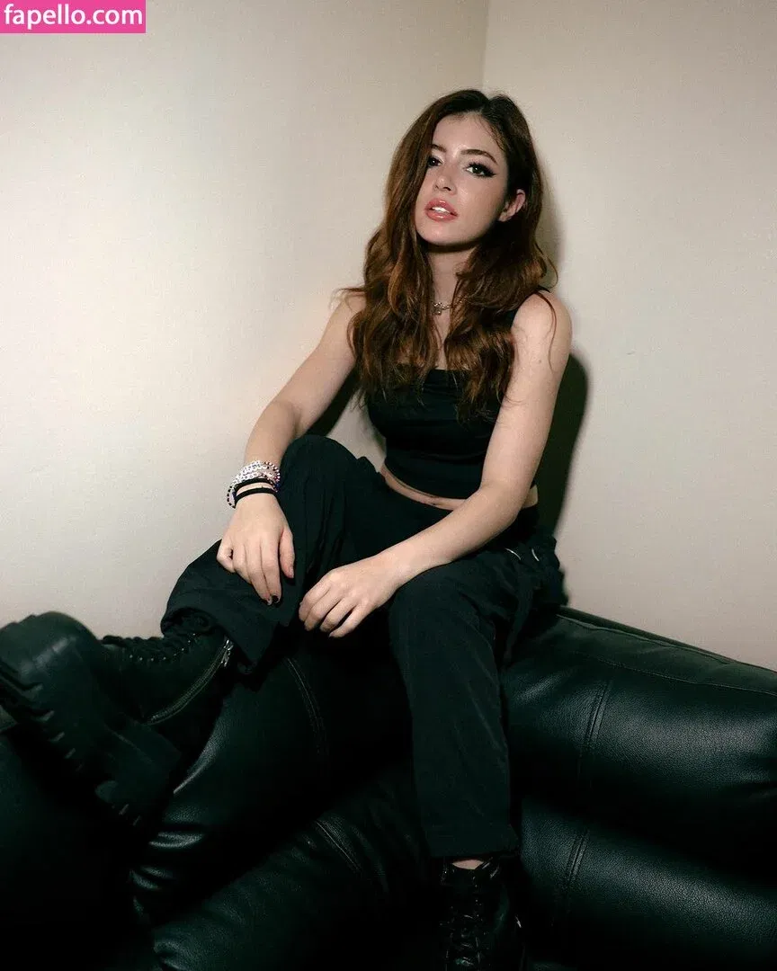 Chrissy Costanza Onlyfans Photo Gallery 