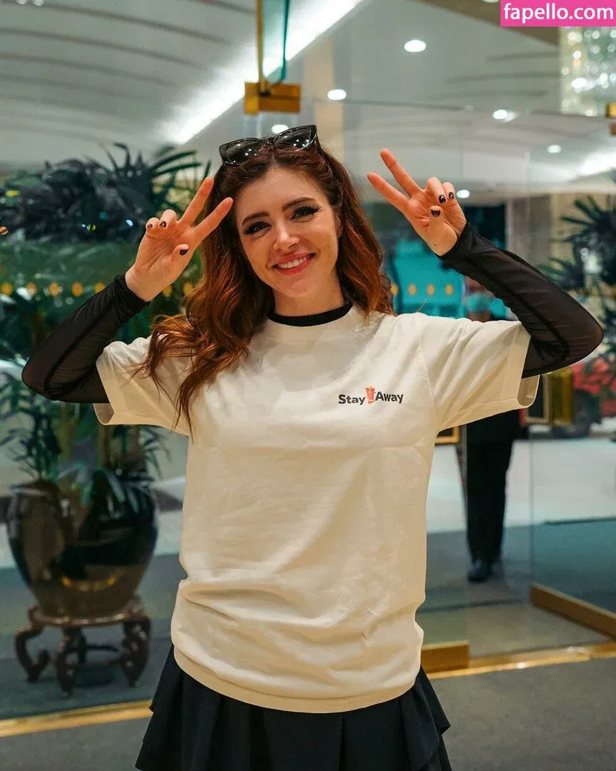 Chrissy Costanza Onlyfans Photo Gallery 