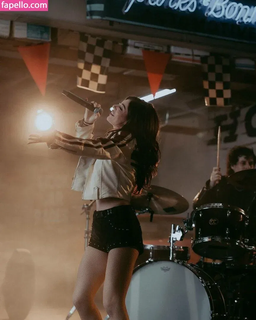 Chrissy Costanza Onlyfans Photo Gallery 