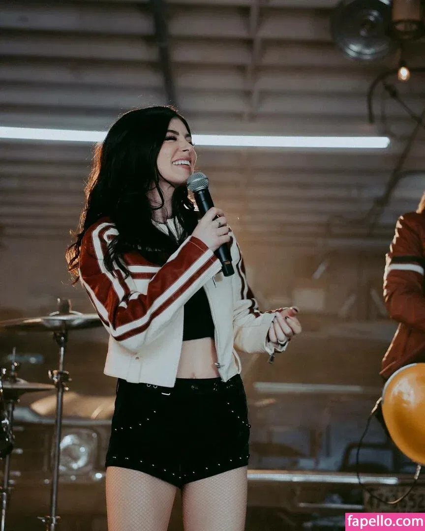 Chrissy Costanza Onlyfans Photo Gallery 