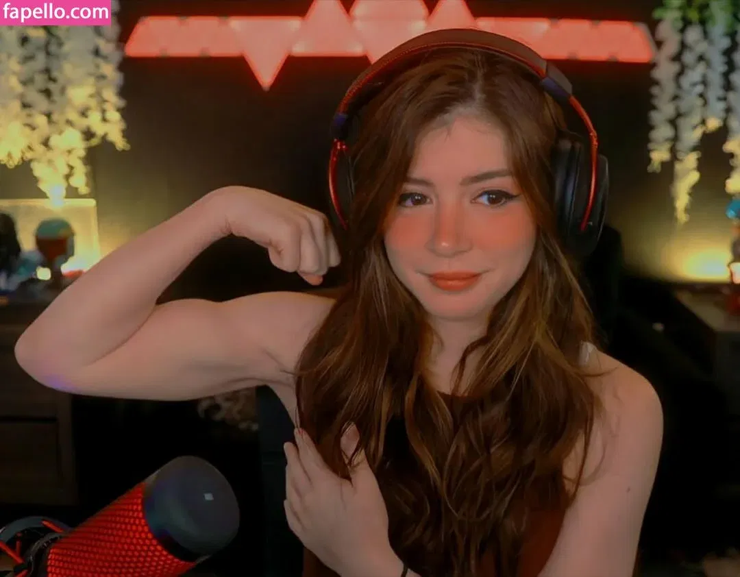 Chrissy Costanza Onlyfans Photo Gallery 