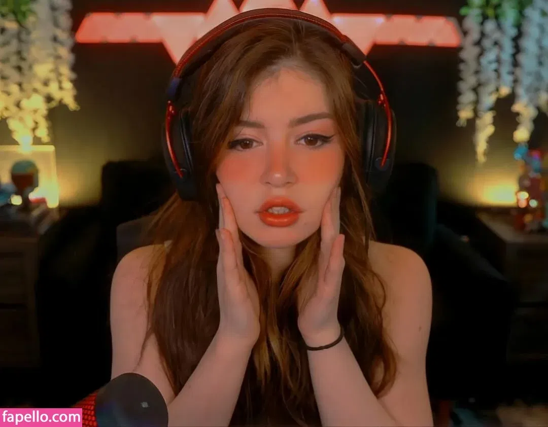 Chrissy Costanza Onlyfans Photo Gallery 