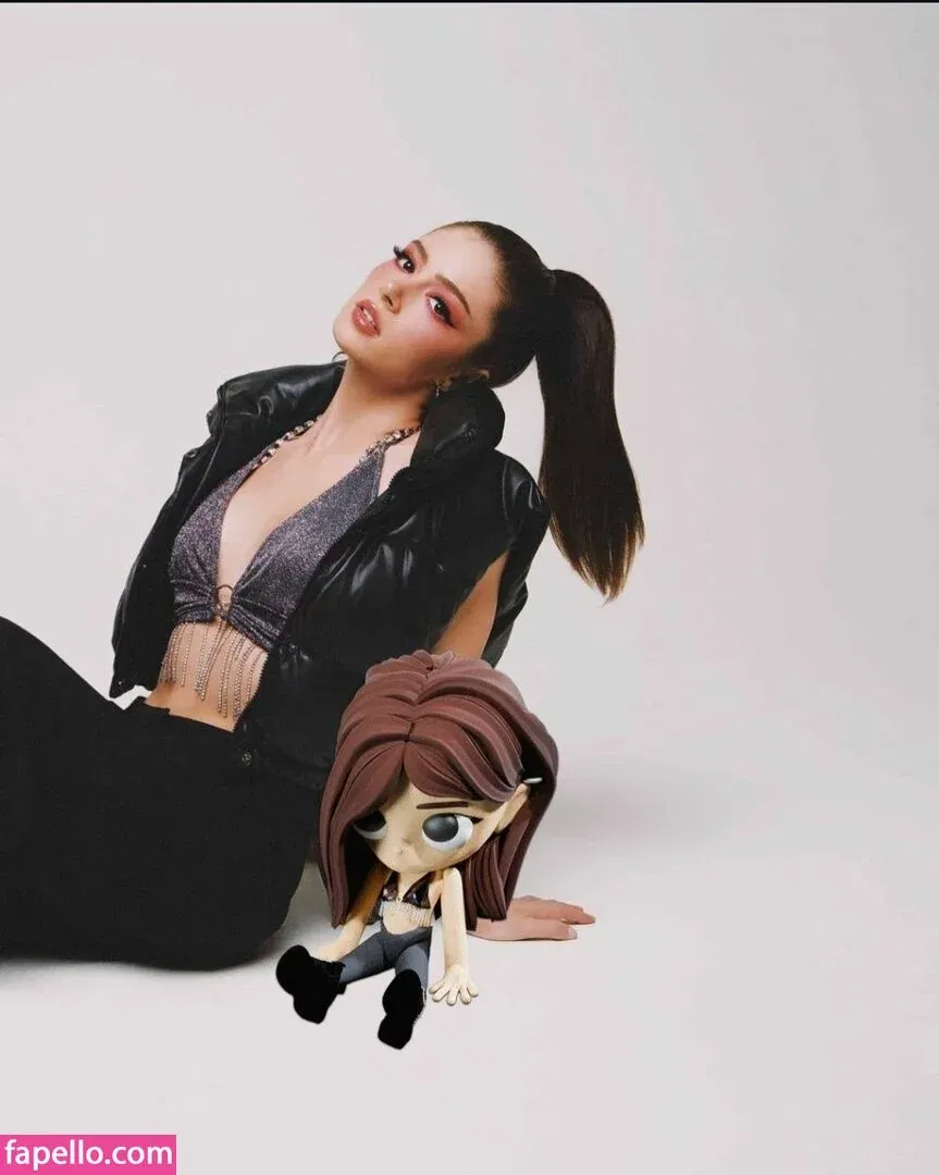 Chrissy Costanza Onlyfans Photo Gallery 