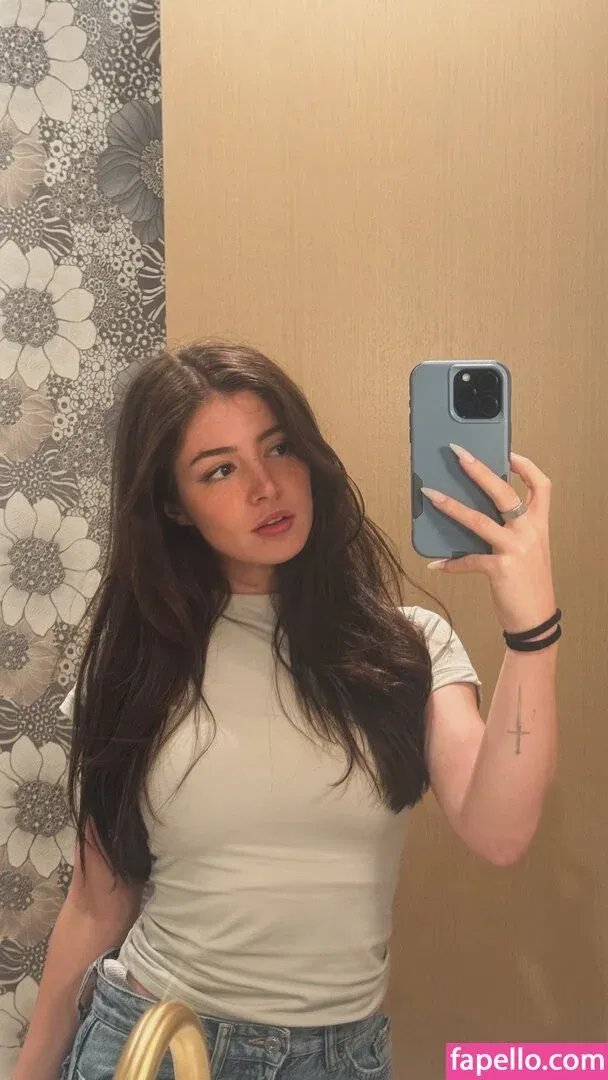 Chrissy Costanza Onlyfans Photo Gallery 
