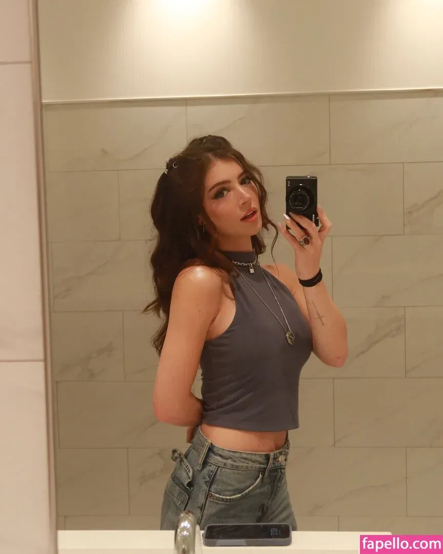 Chrissy Costanza Onlyfans Photo Gallery 