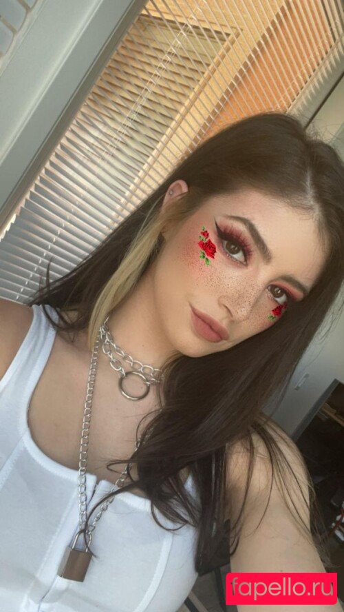 Chrissy Costanza Onlyfans Photo Gallery 