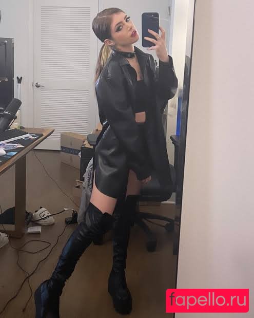 Chrissy Costanza Onlyfans Photo Gallery 