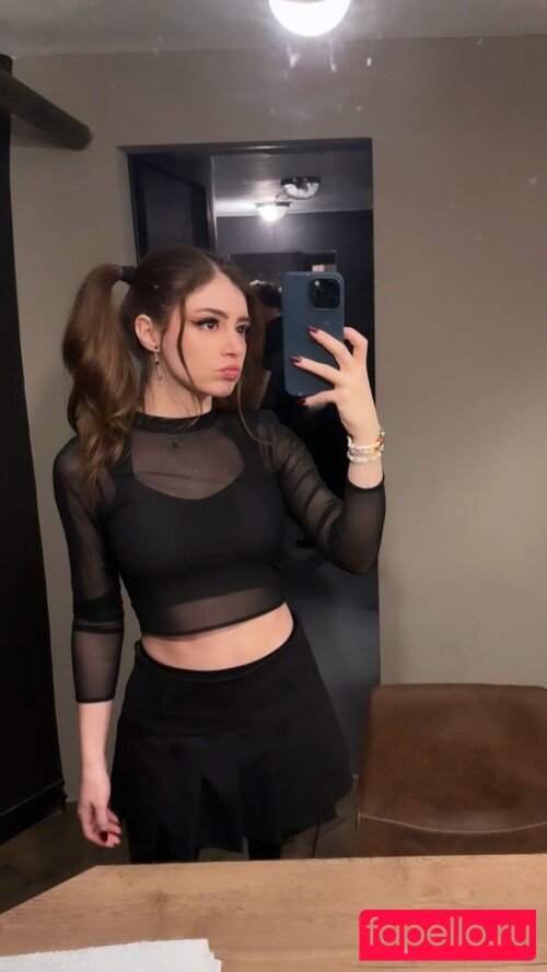 Chrissy Costanza Onlyfans Photo Gallery 