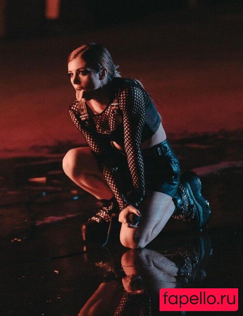 Chrissy Costanza Onlyfans Photo Gallery 