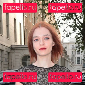 Esme Creed-Miles Onlyfans Photo Gallery 