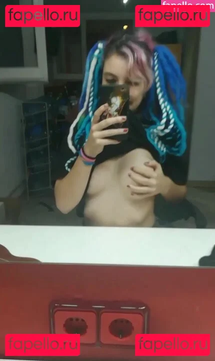 楊衣 YangYi Onlyfans Photo Gallery 