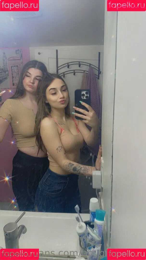 bbygirlmari.2 Onlyfans Photo Gallery 