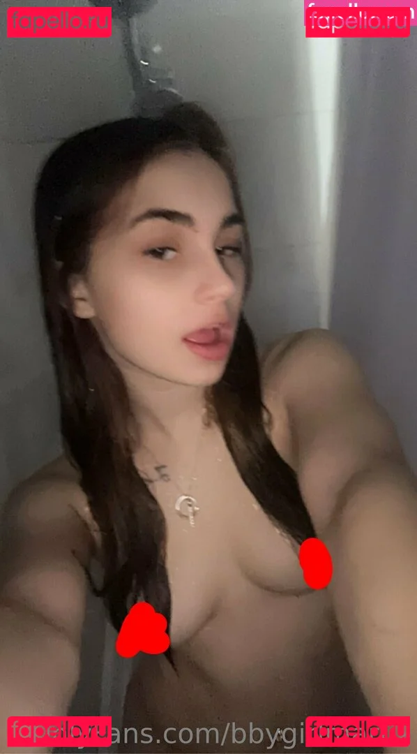 bbygirlmari.2 Onlyfans Photo Gallery 