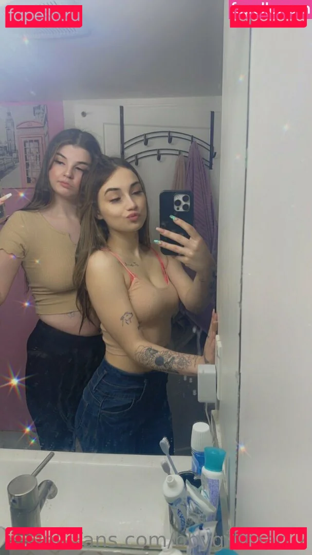 bbygirlmari.2 Onlyfans Photo Gallery 