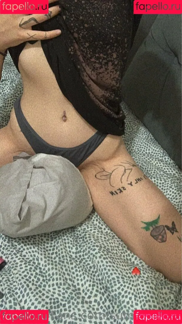 summer96o Onlyfans Photo Gallery 