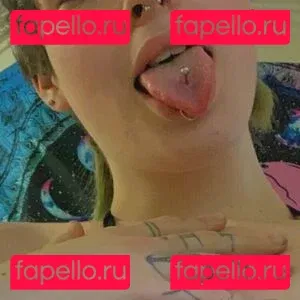 summer96o Onlyfans Photo Gallery 