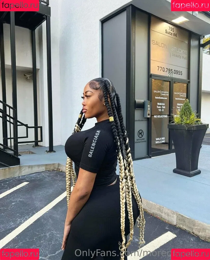 moreofmoriah Onlyfans Photo Gallery 