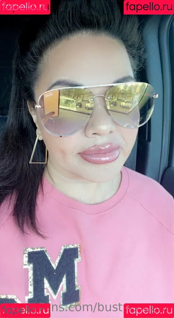bustycougar Onlyfans Photo Gallery 