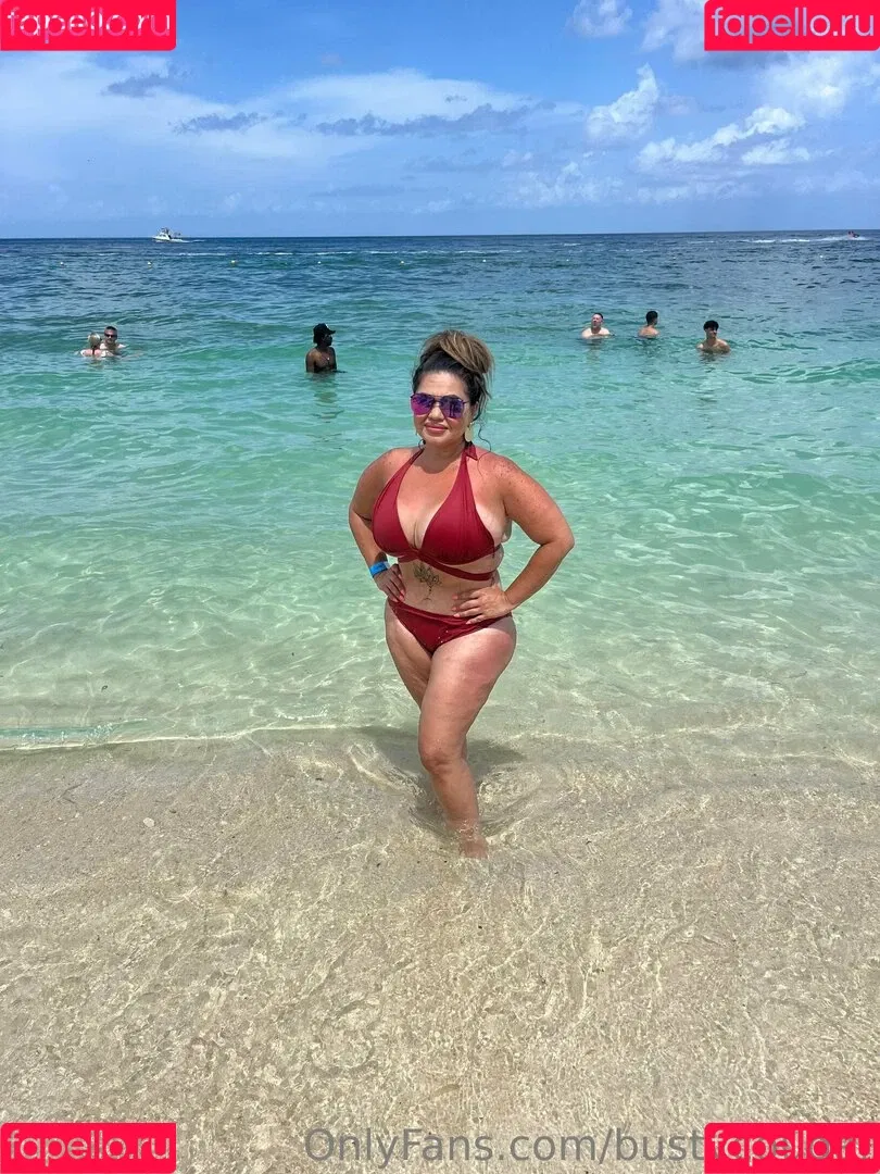bustycougar Onlyfans Photo Gallery 