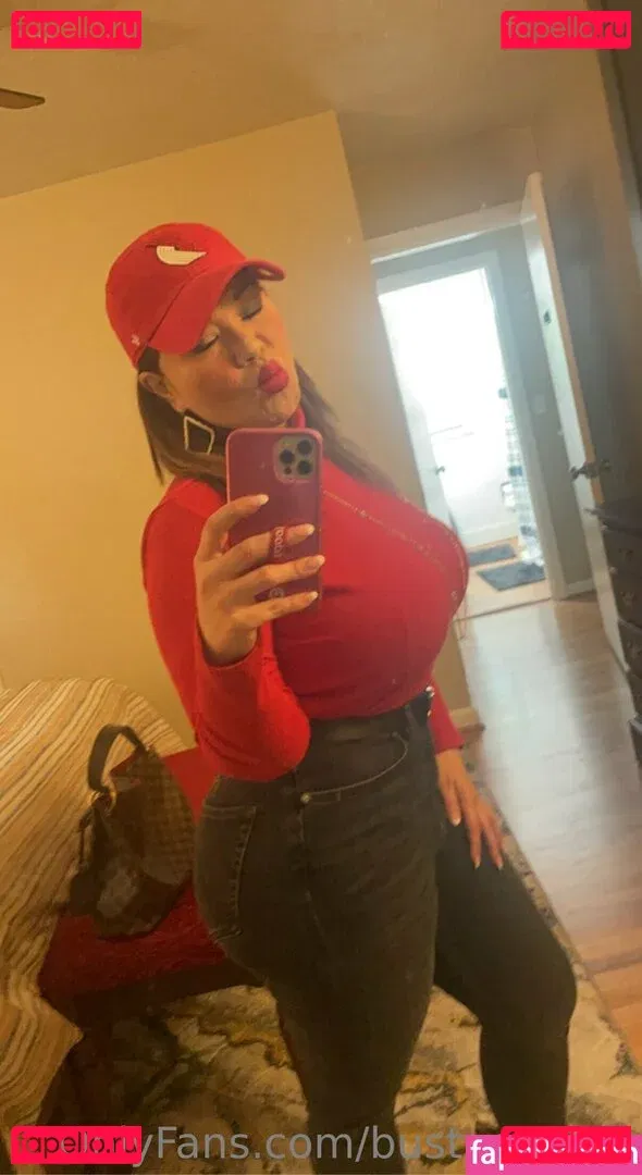 bustycougar Onlyfans Photo Gallery 