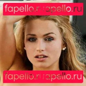 Emilia Jung Onlyfans Photo Gallery 