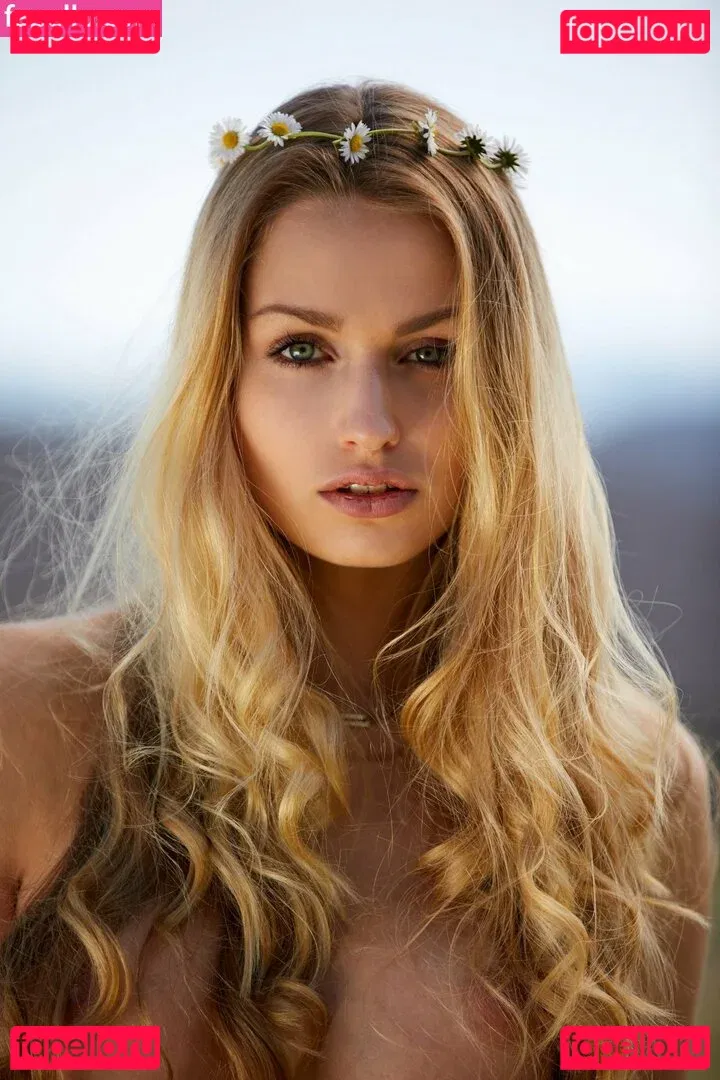 Emilia Jung Onlyfans Photo Gallery 