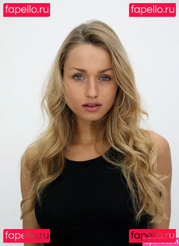 Emilia Jung Onlyfans Photo Gallery 