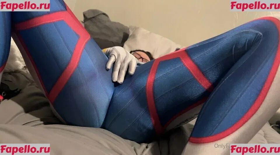 KylieeOW Onlyfans Photo Gallery 