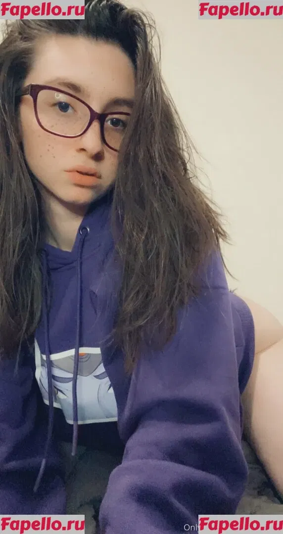 KylieeOW Onlyfans Photo Gallery 