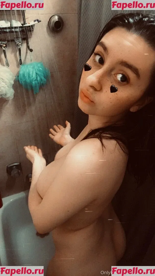 KylieeOW Onlyfans Photo Gallery 