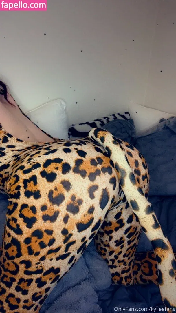 KylieeOW Onlyfans Photo Gallery 