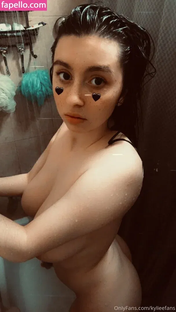 KylieeOW Onlyfans Photo Gallery 