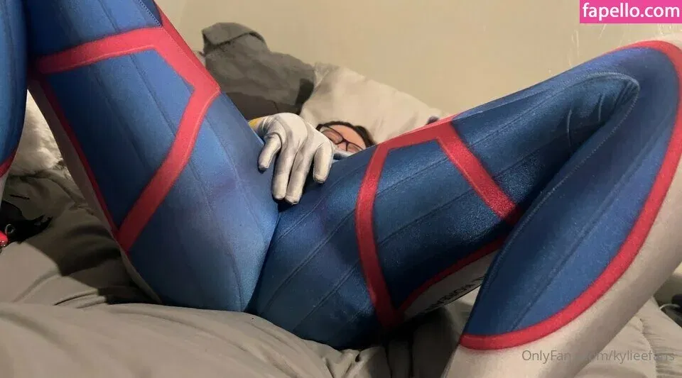 KylieeOW Onlyfans Photo Gallery 