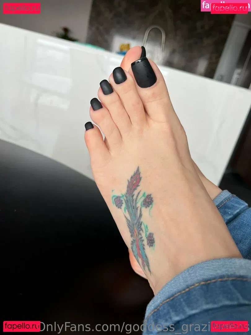 goddess_grazivideos Onlyfans Photo Gallery 