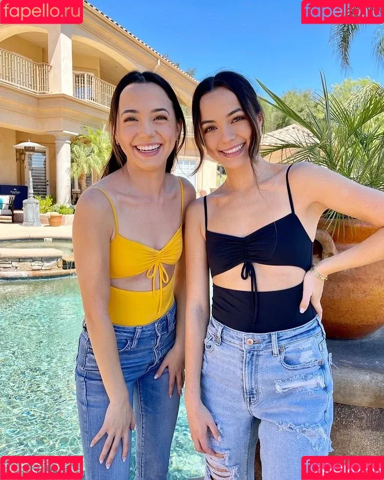 Merrell Twins Onlyfans Photo Gallery 